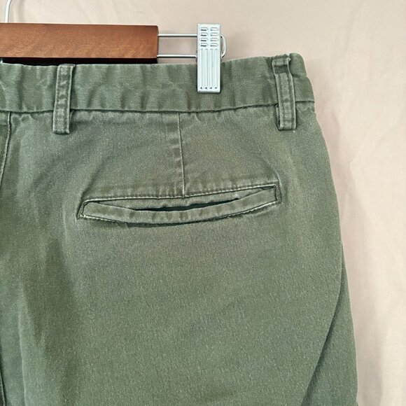 Old Navy Men's Slim Built in Flex Heritage Green Chino Pants Size 34X30 Office - Picture 9 of 13
